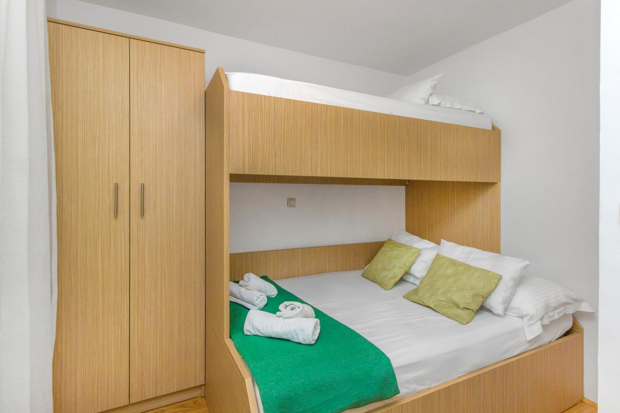Apartmani Gnjidic Srima Zewnętrze zdjęcie